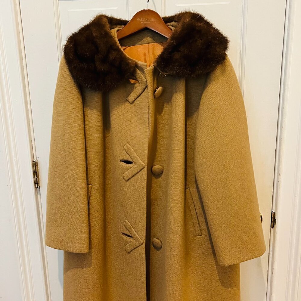 Vintage Wool Coat with Mink Collar Union USA Made- Size Medium - Picture 3 of 16
